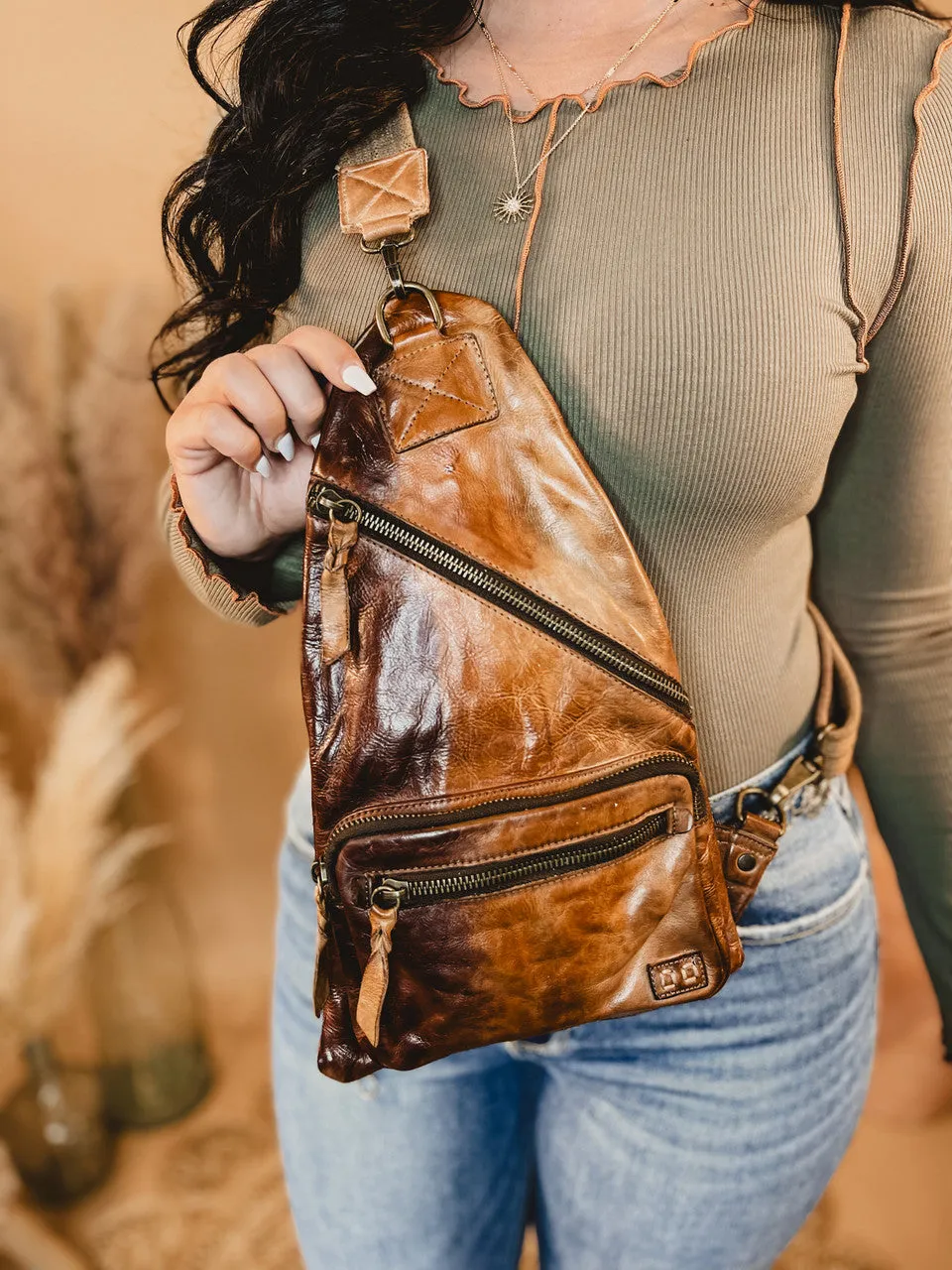 Bedstu Andie Sling Bag - Cafe Latte TD