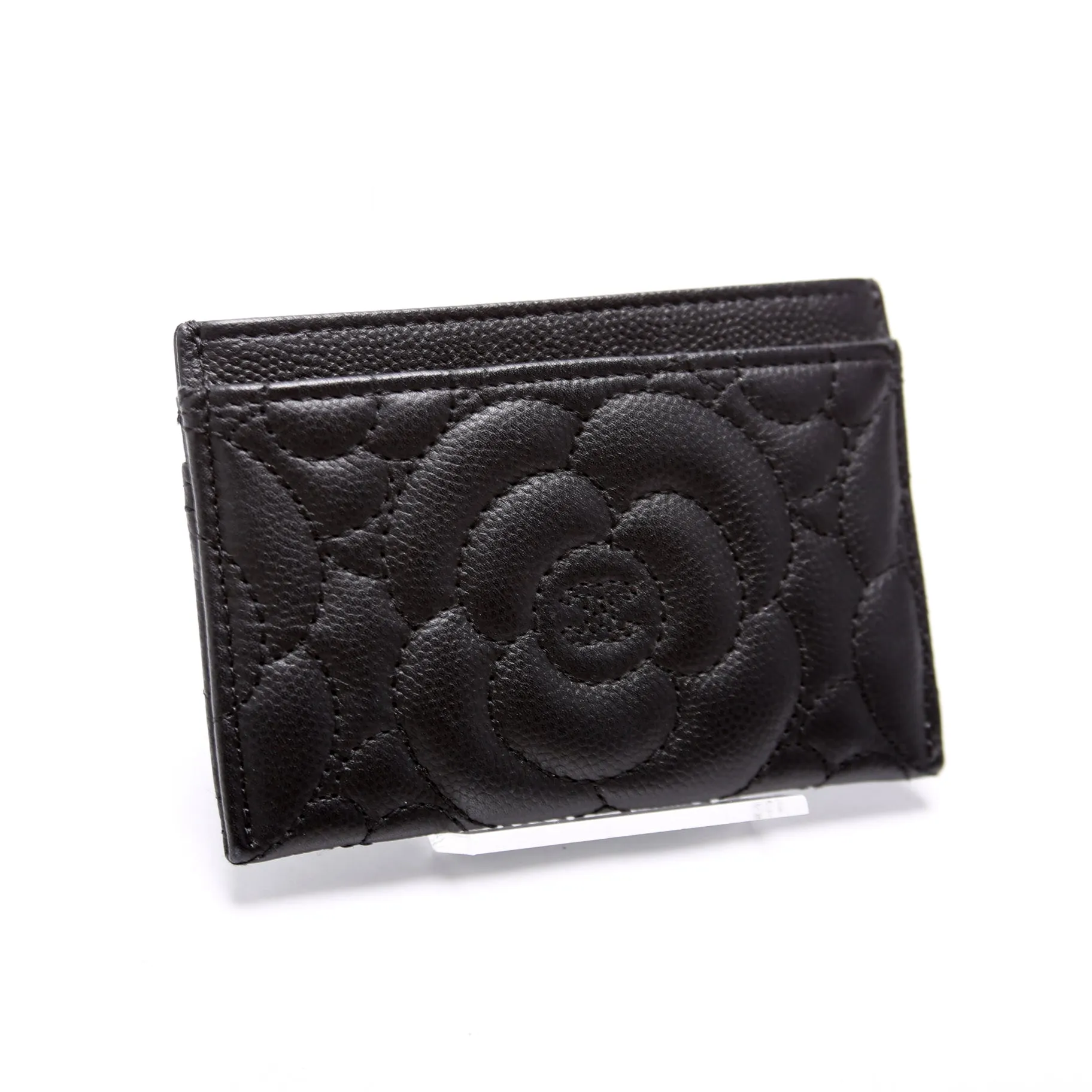 Camellia Flower Embossed Caviar Card Holder 24M Black
