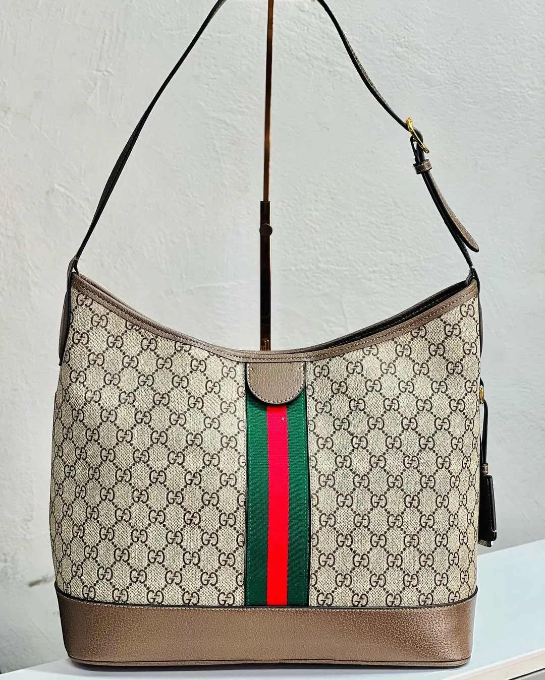 Gucci Women’s Ophidia Gg Shoulder Bag
